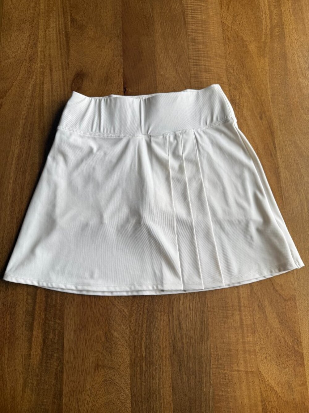 Tommy Bahama Active White Pleated Athletic Skort Tennis Golf Skirt Size XS